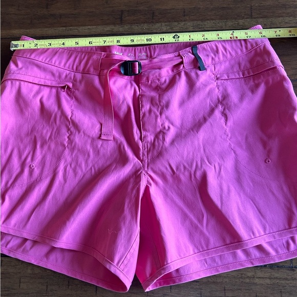 Helly Hansen Women's Pink Solen Classic Recycled Water Shorts Size XL - Picture 12 of 16